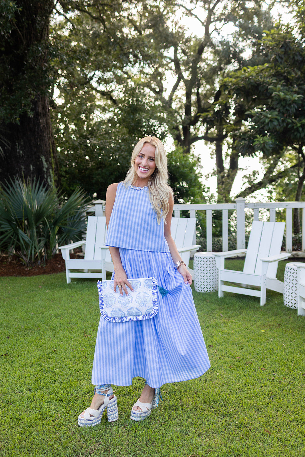 Shell Ruffle Clutch