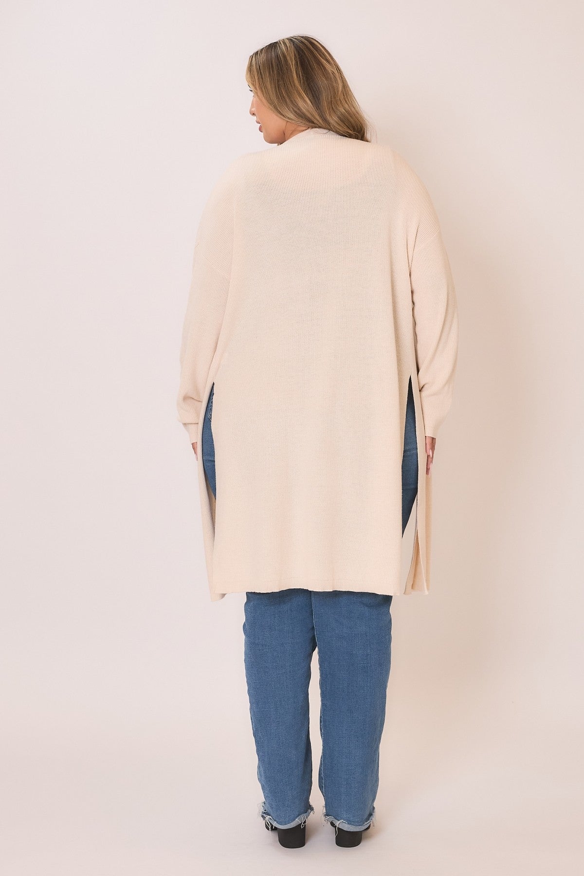 Curvy Knit Open Cardigan w/High Side Slits