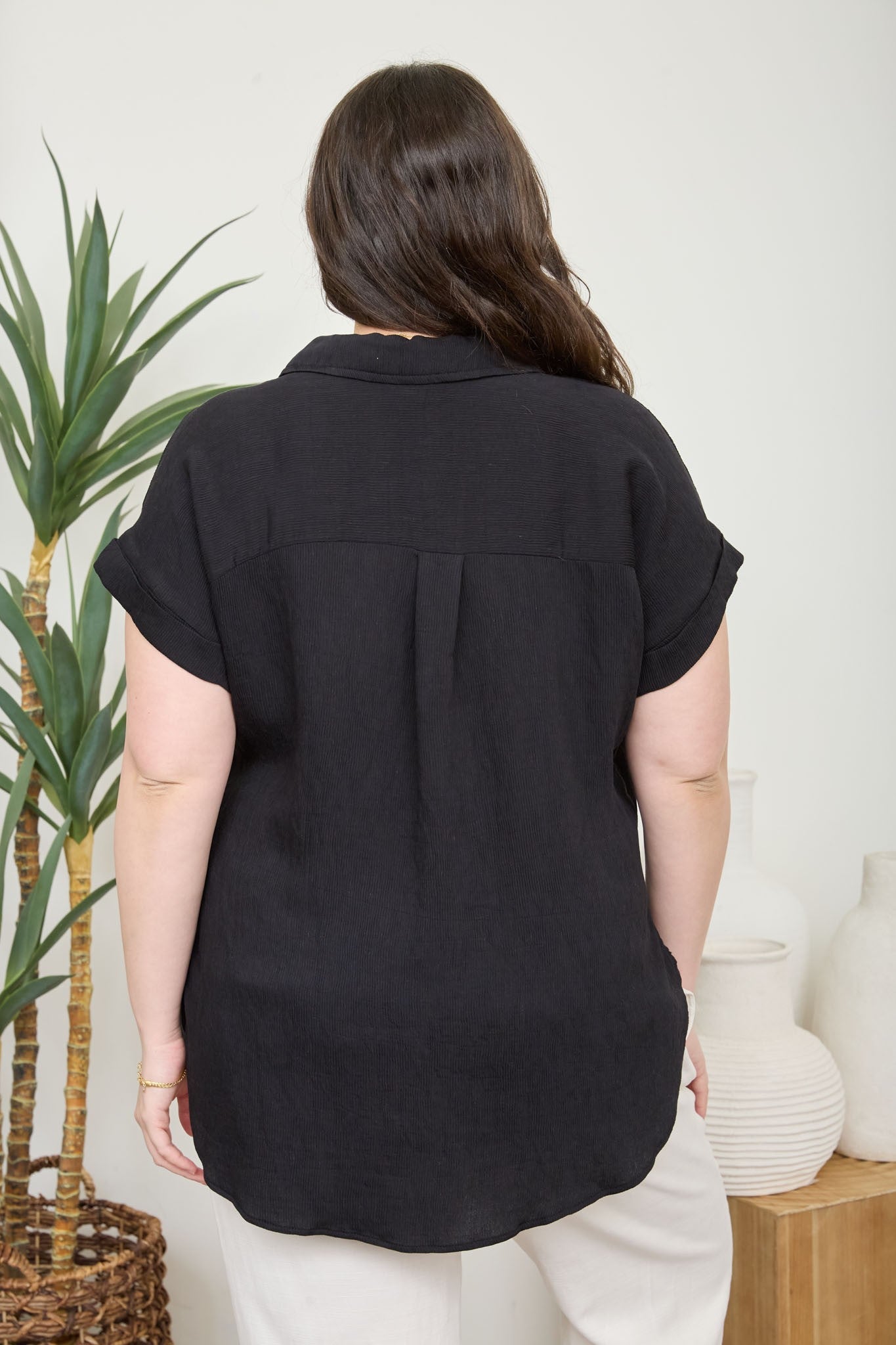 Curvy Collared Half Button SS Linen Top
