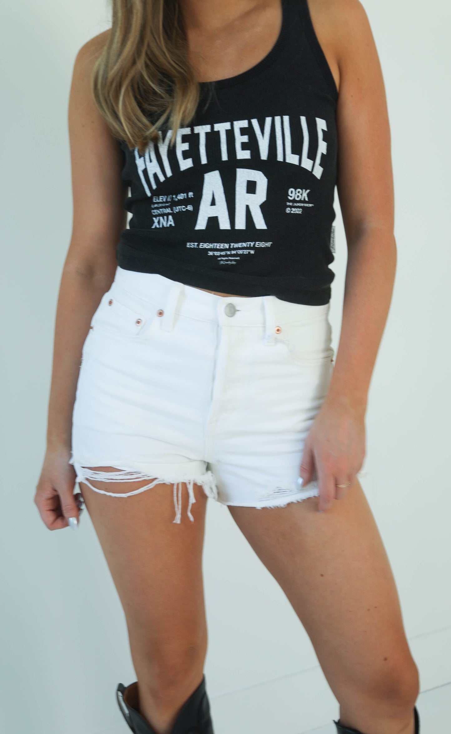 the laundry room: fayetteville tank - black