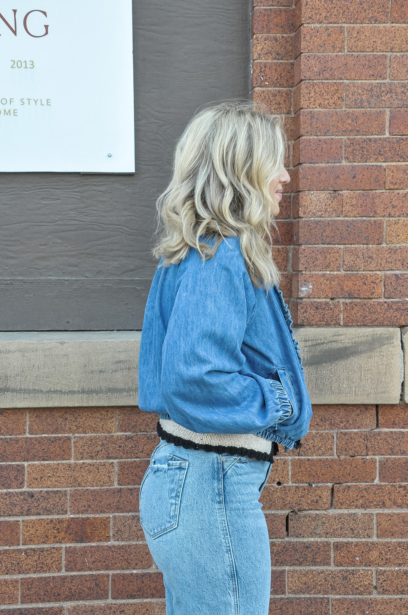Chic Denim Ruffle Jacket