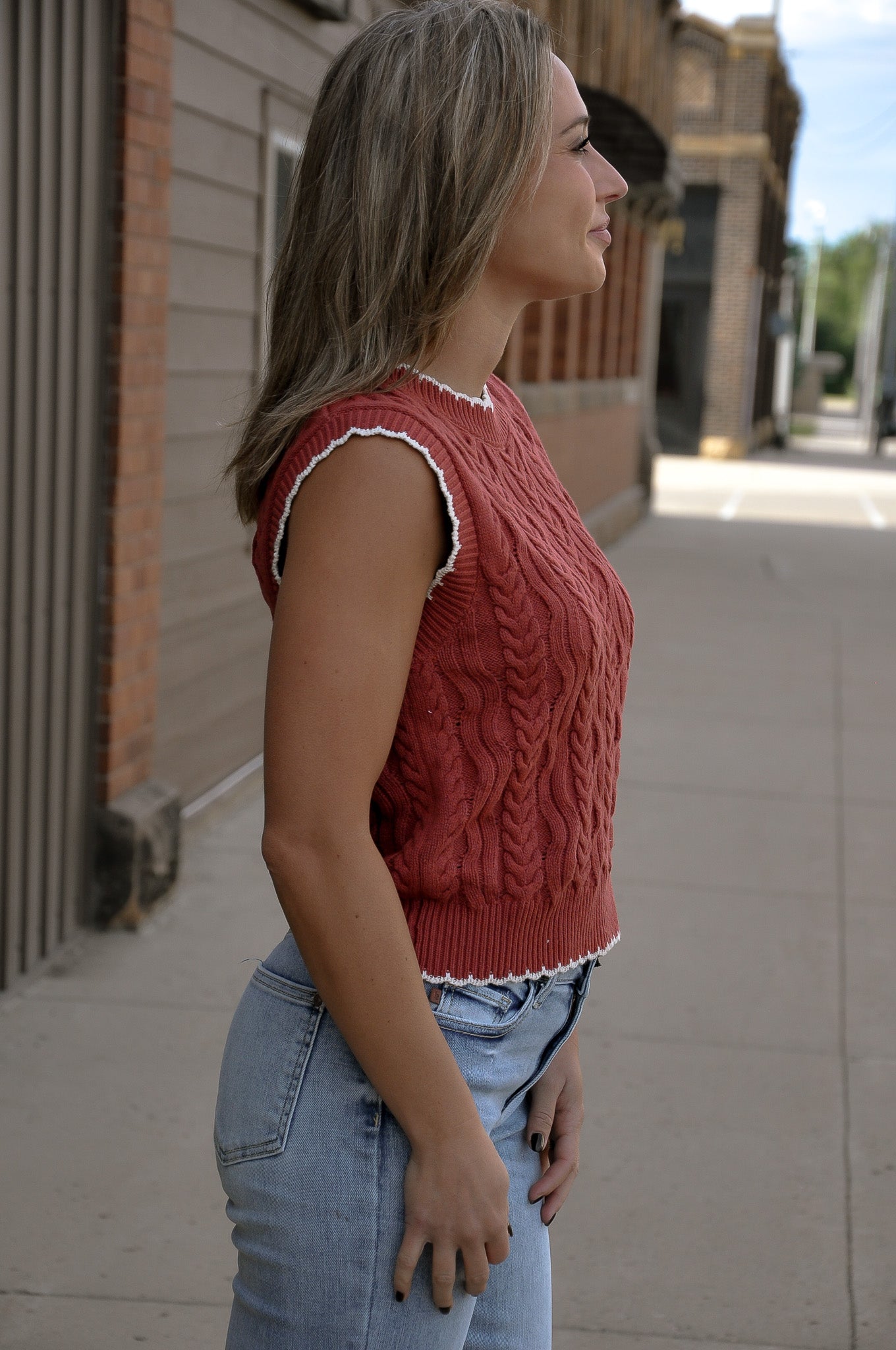 Chunky Cable Knit Sweater Vest