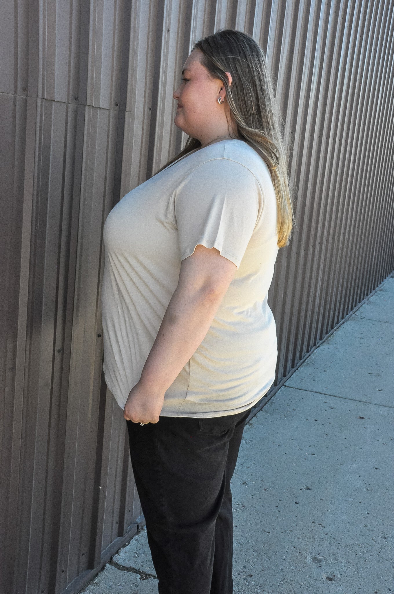 Curvy Boyfriend V-neck Tee