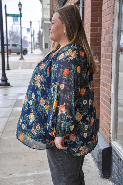 Curvy Mixed Floral Tie Detail Top
