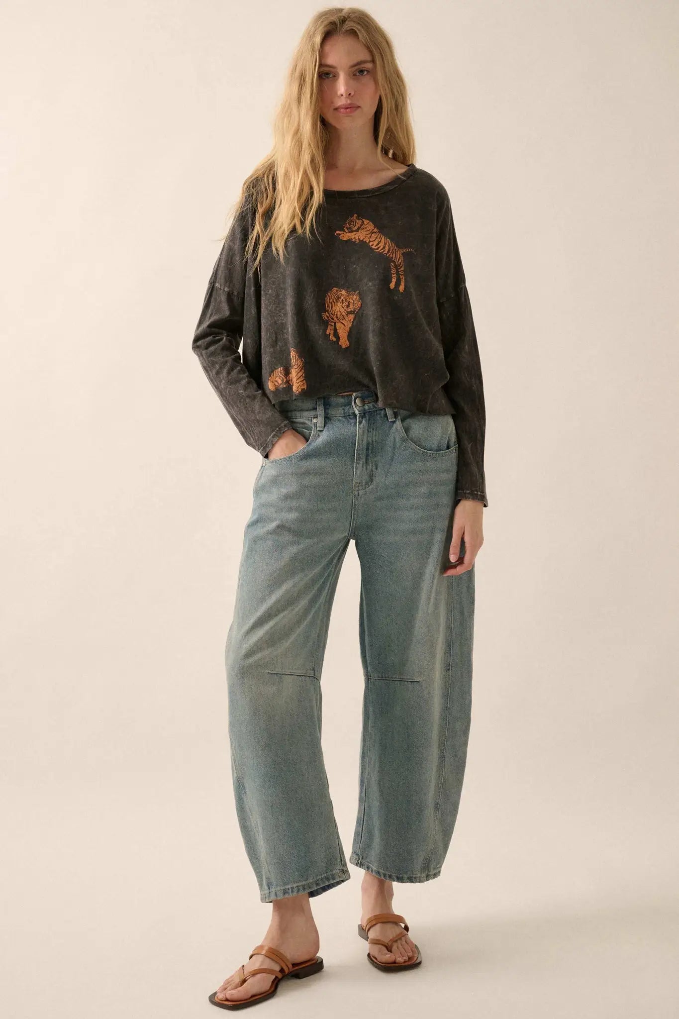 Tiger Trio Cropped Long-Sleeve Graphic Tee
