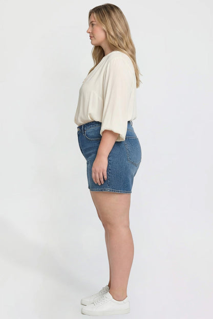 Women's Plus Luxe Essential Short