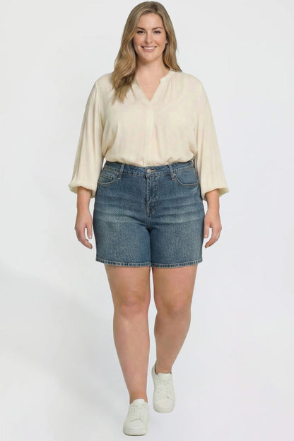 Women's Plus Luxe Essential Short